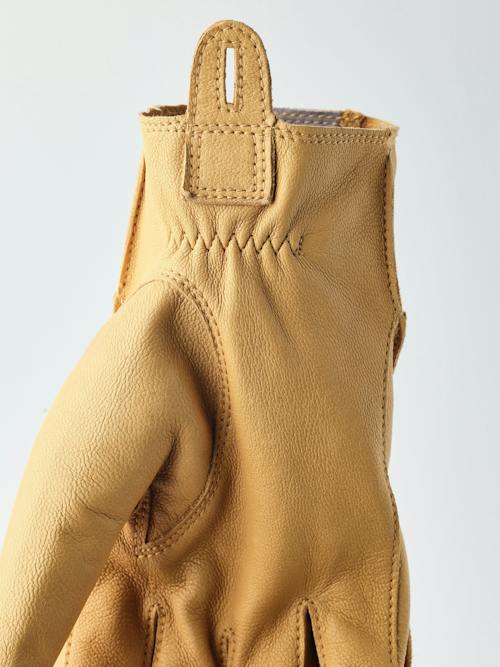 laydown detail image of Mylonite Tan 7 Glove