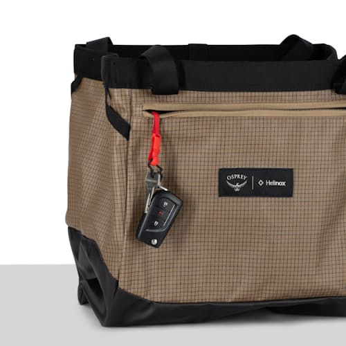 laydown detail image of Campcore Transporter Gear Tote 28L