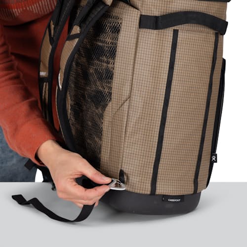 laydown detail image of Osprey x Hydro Flask Campcore Carryout™ Backpack 22L