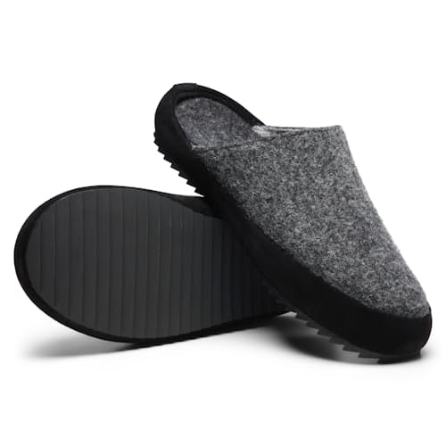laydown image of Wool Unlined Slipper