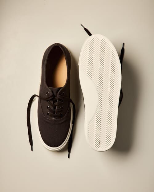 no crop image of Canvas Sneaker