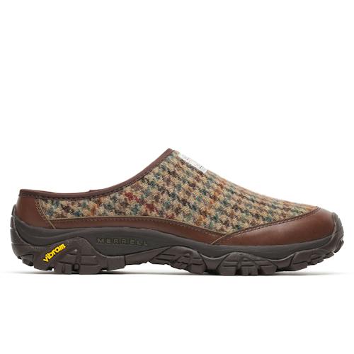 laydown image of Moab 2 Slide SE x Harris Tweed