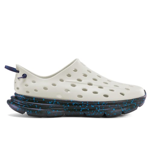 laydown image of Revive Active Recovery Shoe