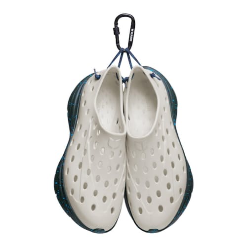 laydown image of Revive Active Recovery Shoe