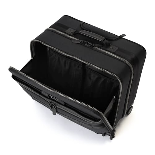 laydown image of Fusion 4-Wheel Brief Luggage