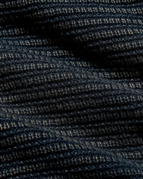 laydown detail image of Garment Dyed Links Henley