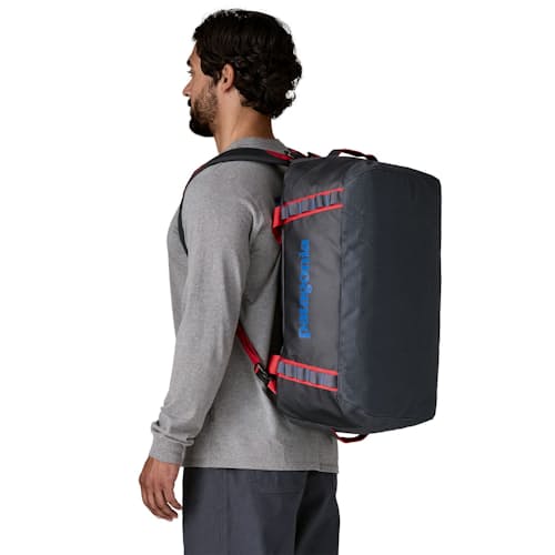 on model image of Black Hole Duffel 40L