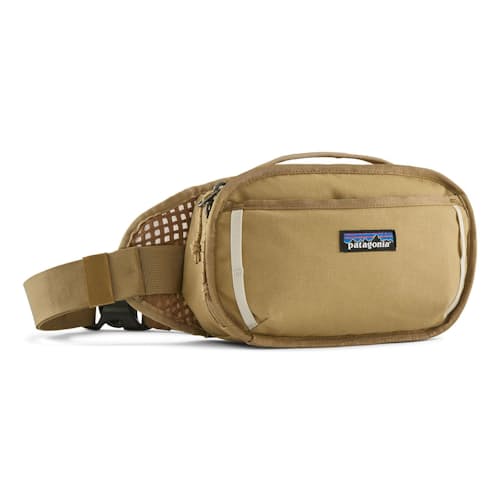 laydown image of Fieldsmith Hip Pack