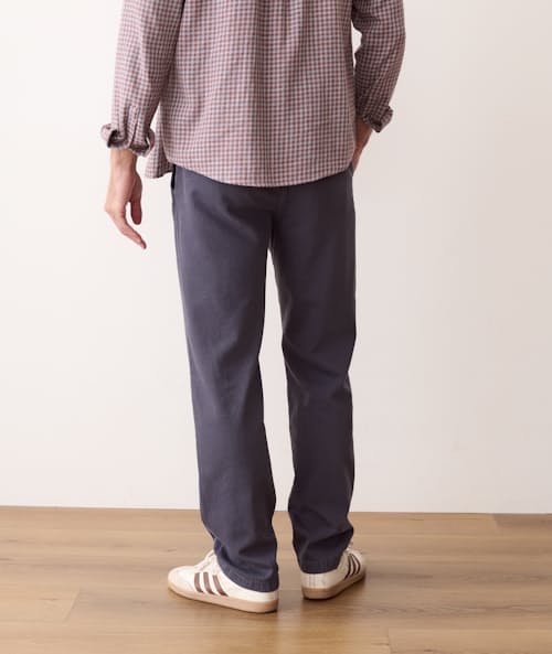 on model image of Relaxed Pleated Pant