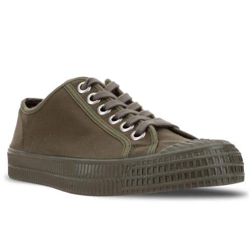 laydown image of Star Master Sneaker