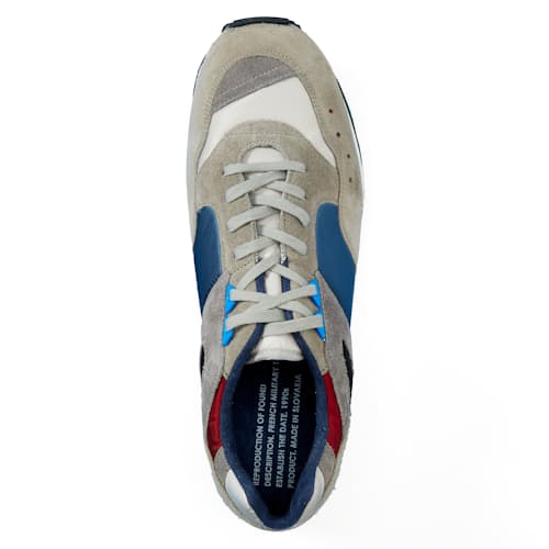 laydown image of French Military Trainer