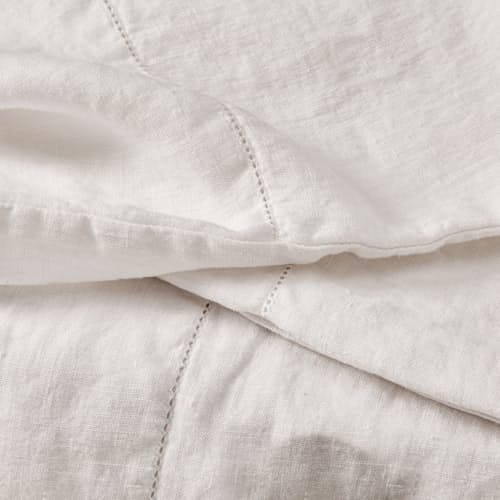 laydown image of Stonewashed Linen Duvet Set - King