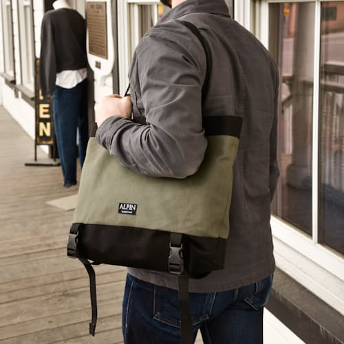 laydown image of Truckee Tote