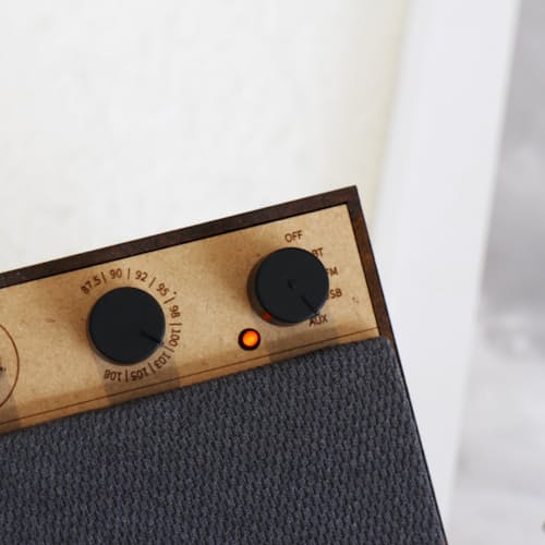 laydown image of R3 DIY Bluetooth Speaker