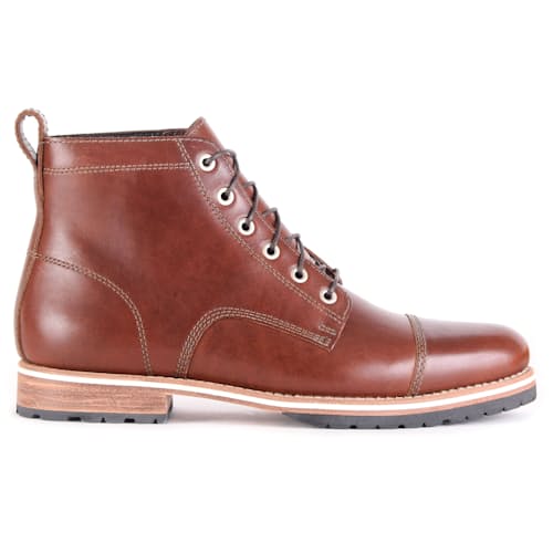 laydown image of Hollis Boot