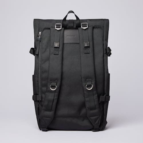 laydown image of Bernt - 20L Rolltop