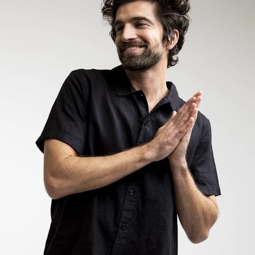 on model image of Classic Linen Short Sleeve Shirt