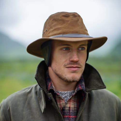 laydown image of Tin Cloth Bush Hat