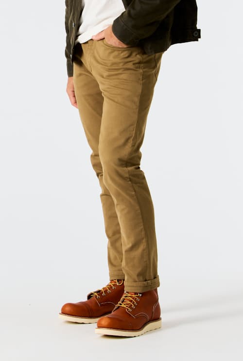 lifestyle image of 365 5-Pocket Pant - HB Slim