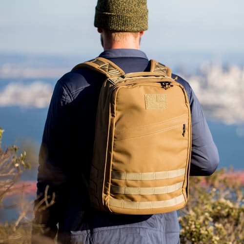 laydown image of GR1 Backpack - 21L