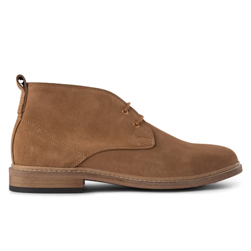 laydown image of Caleb Suede Chukka