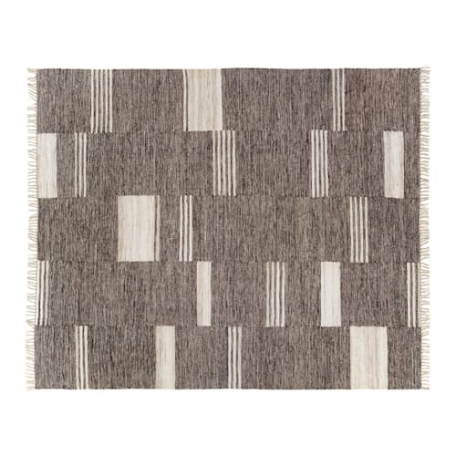 laydown image of Ledger - Large