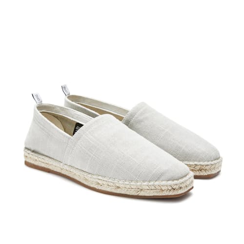 laydown image of Zach Espadrille