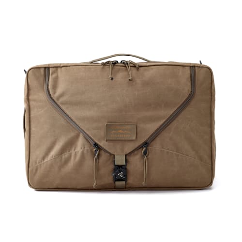 laydown image of The Mission Hybrid 40L - Exclusive