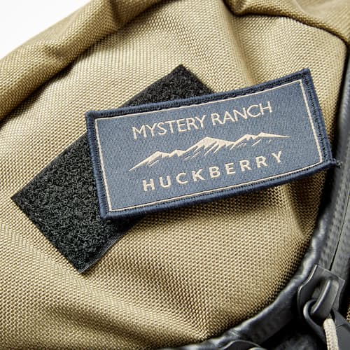 laydown image of 1000D Urban Assault - 21L - Huckberry Exclusive
