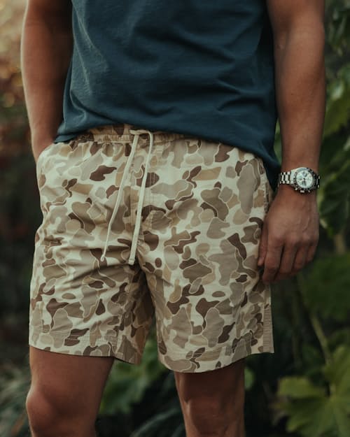 lifestyle image of Canoe Short - 7"