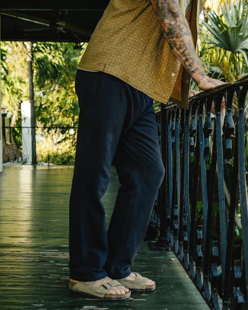 lifestyle image of Cotton Linen Drawstring Pant