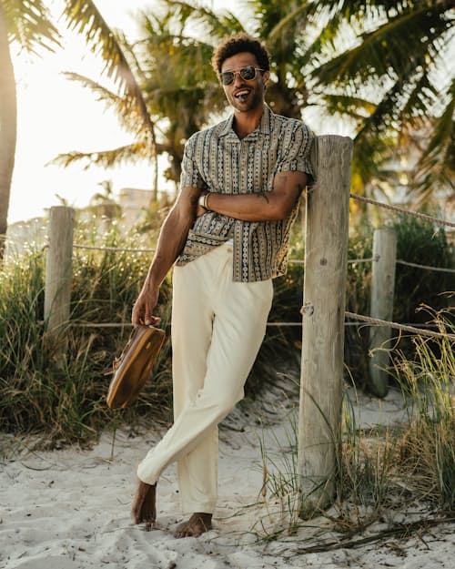 Miguel is 6’2”, 185 lbs, and wearing size 32 x 34
