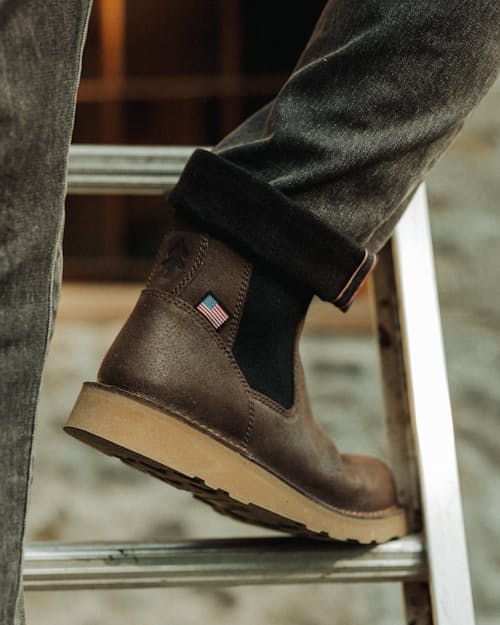 lifestyle image of Bull Run Lux Chelsea 6 inch