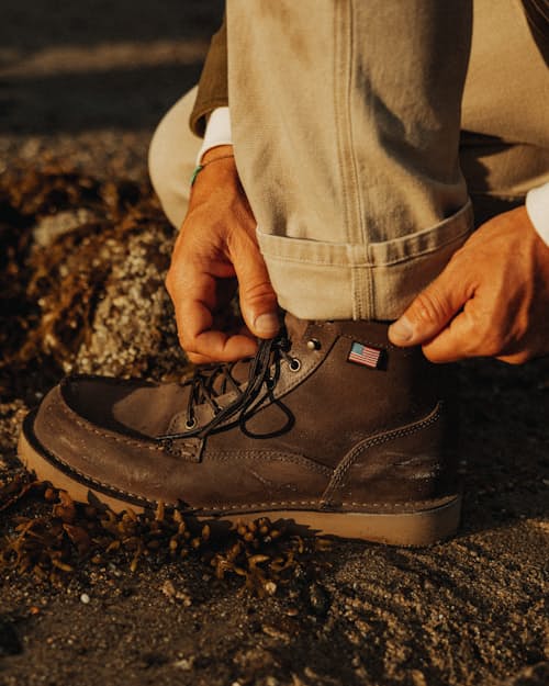 lifestyle image of Bull Run Lux Moc Toe 6 inch