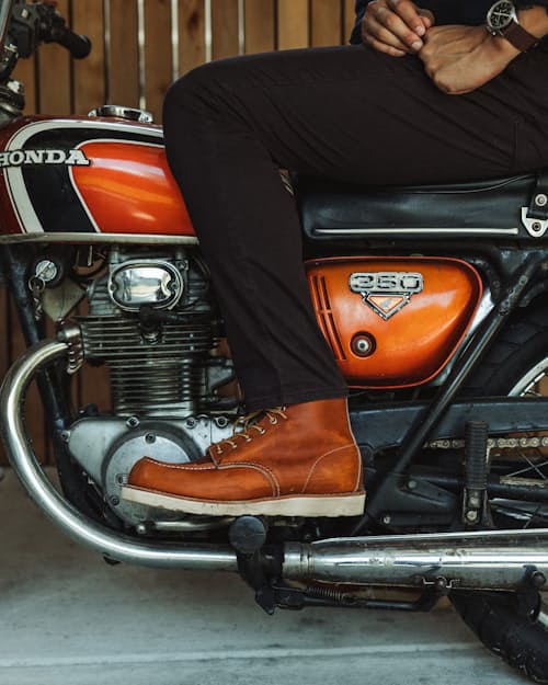 lifestyle image of 6-Inch Classic Moc