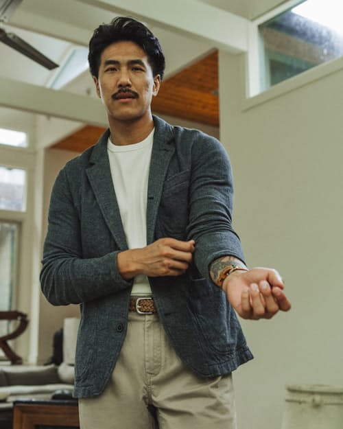 lifestyle image of Sweatshirt Trap Blazer