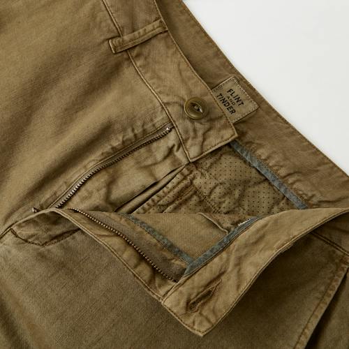 laydown image of Cotton Linen Short - 9"