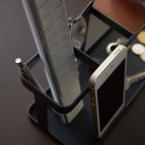 lifestyle image of Tower Deskbar
