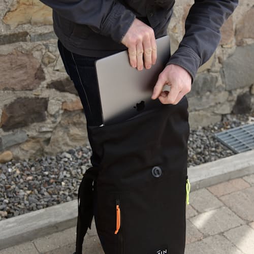 laydown image of Metro Pack