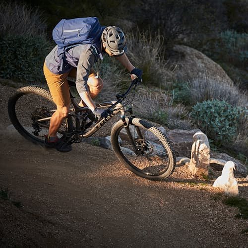 laydown image of Hydration Pack 20L