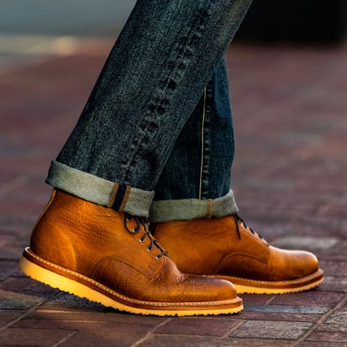 laydown image of Brunswick Boot