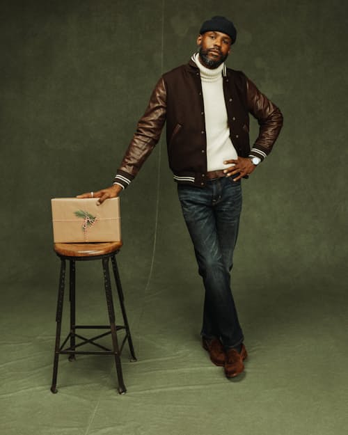 on model image of Rollkragen Sweater