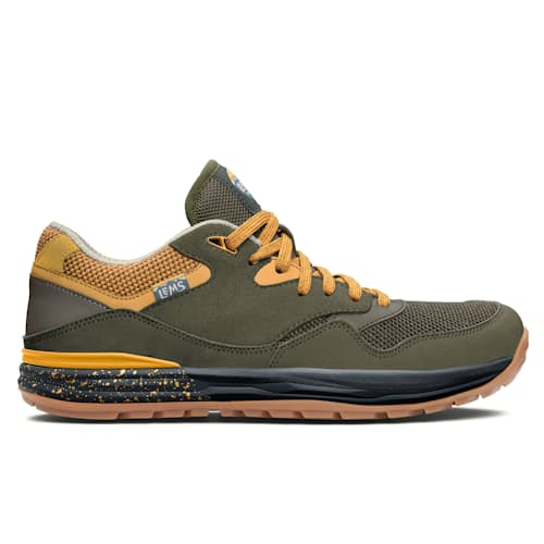 laydown image of Trailhead Sneaker