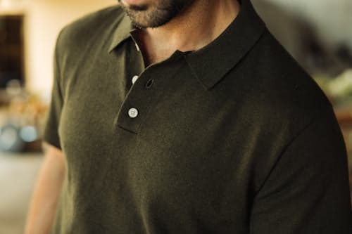 lifestyle image of Fine Ribbed Cotton Cashmere Polo Shirt