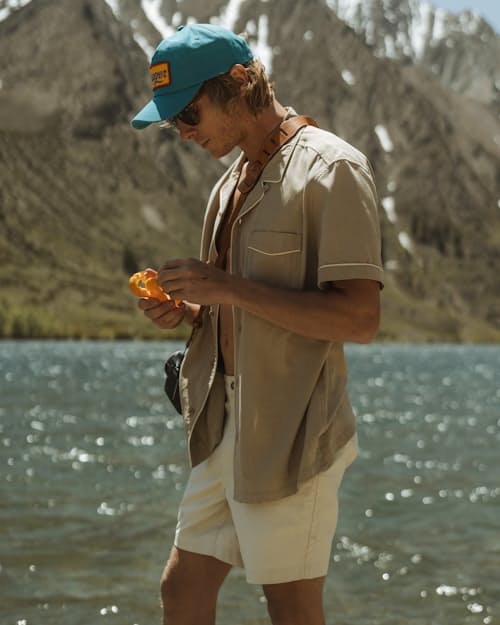 James is 6'1'', 160 lbs, and wearing a size 32