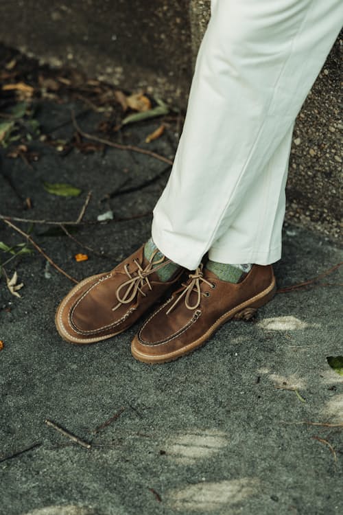 lifestyle image of Sperry x Huckberry Captain's Oxford