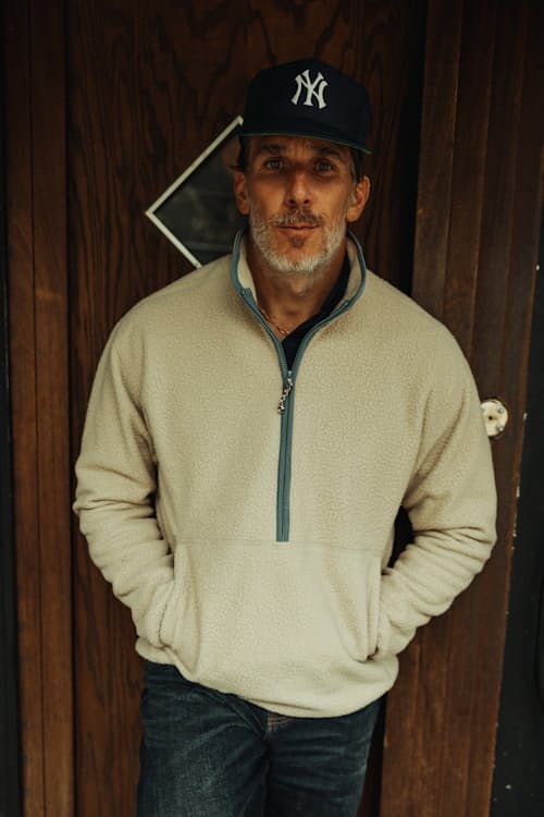 Rob is 5'8'', 170 lbs, and wearing a size M