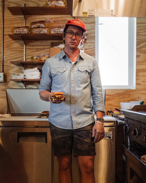 Matthew is 5'10", 180 lbs, and wearing size M