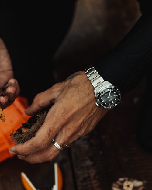 lifestyle image of Divers Date Watch