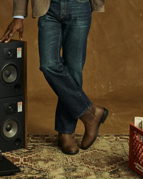 lifestyle image of Pull-up Leather Zip Boots